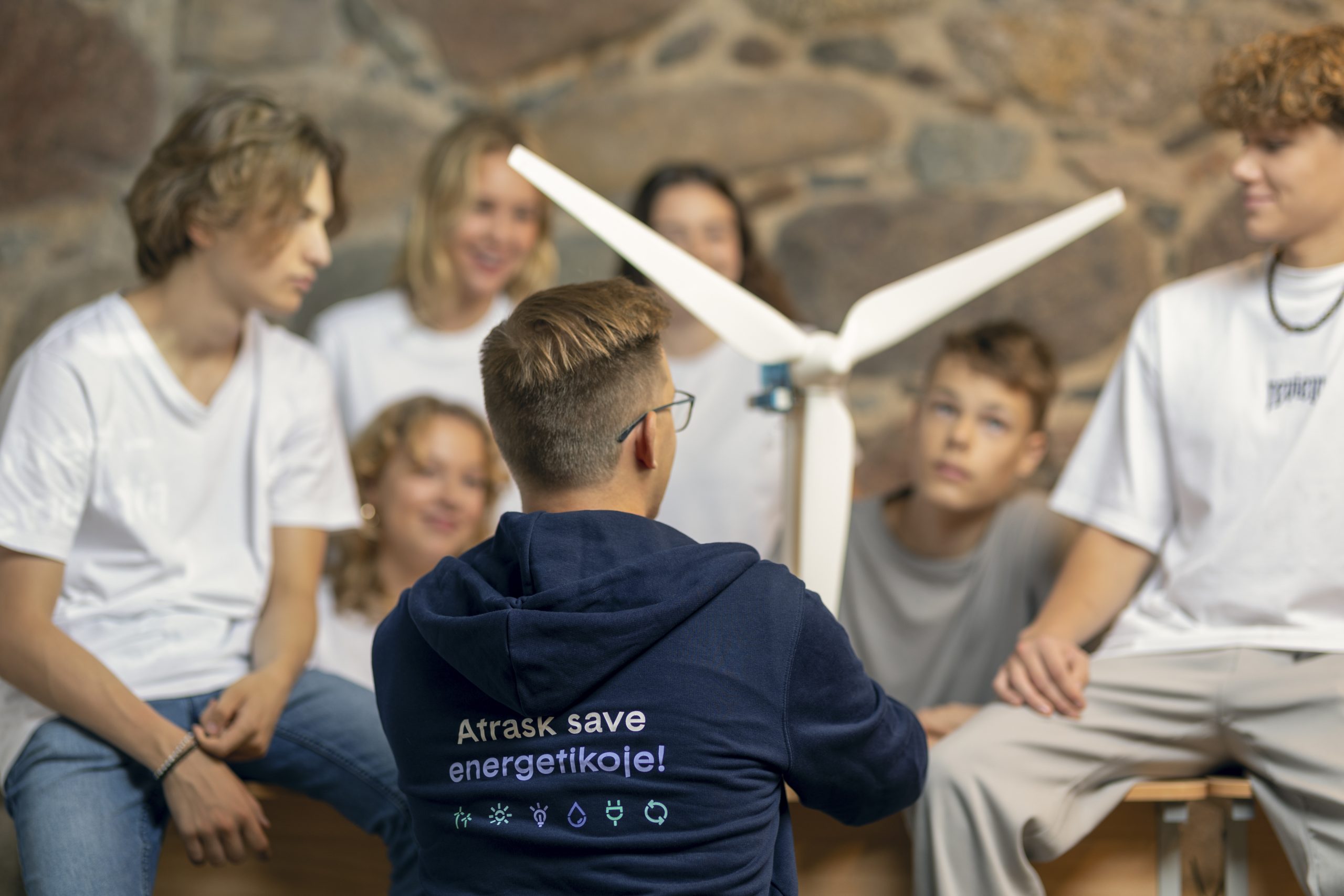 Ignitis Group is inviting students for shadowing: learning about energy professions up close
