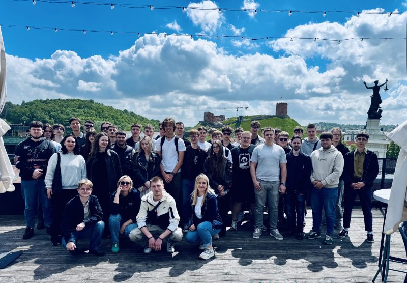  Pirmakursiai #EnergySmartSTART studentai susibūrė Energetikos ir technikos muziejuje 