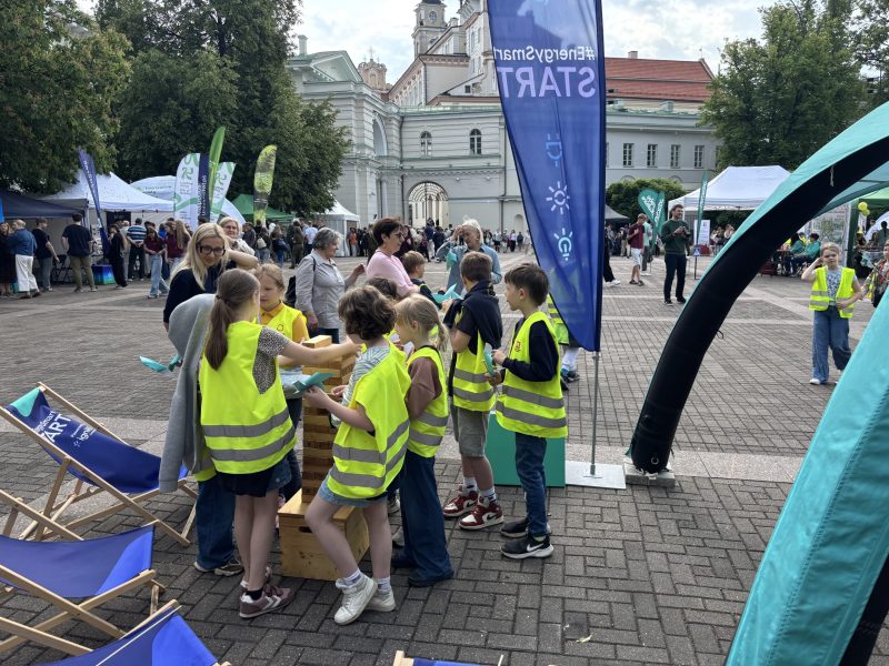  #EnergySmartSTART Žaliųjų idėjų festivalyje: nuo elektros energijos kelio iki tvarumo pažinimo
